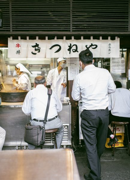 朝6:00から行列が出来る昭和の味。